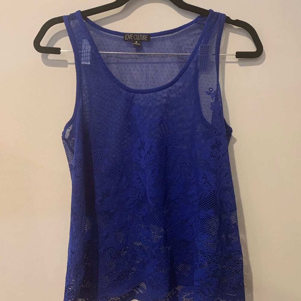 💕4 for $12 Sale 💕! Blue Lace Top